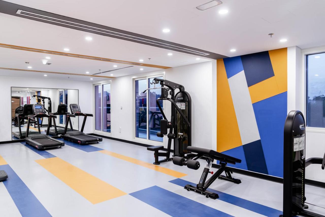 Resivation Hotel Dubai Exterior photo